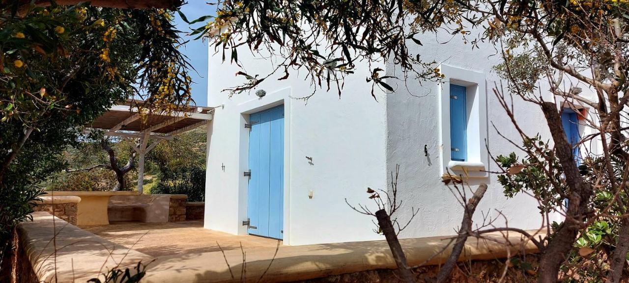 Simos Suites Elafonissos Exterior foto